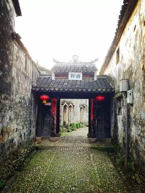 胃癌多是“拖”出来的，饭后有这4个反应，说明你该养胃了
